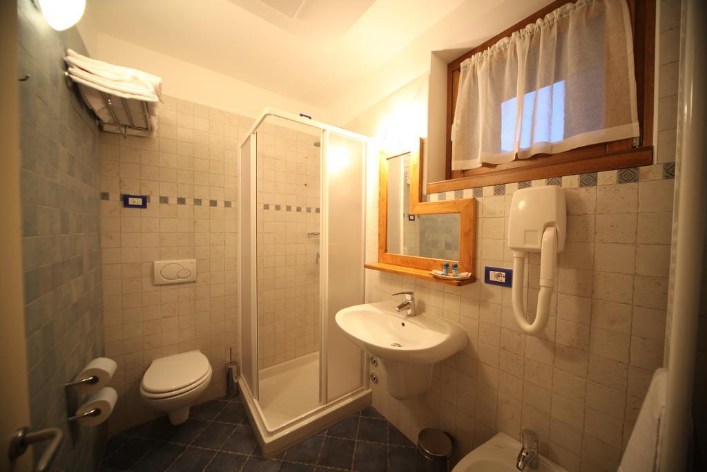 Le Case Dei Baff Morbegno Δωμάτιο φωτογραφία
